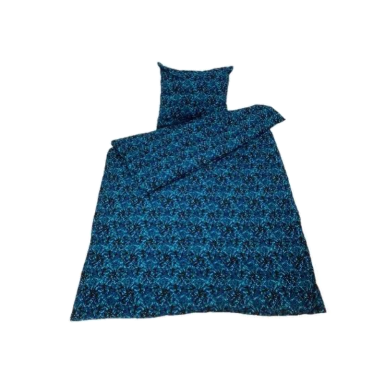 Einzel-Bettbezug mit Kissenbezug aus 100 % Baumwolle - Bettdecke ist mit einem Druck in Form von dänischem Plüsch BLAU versehen - geeignet für eine LKW-Kabine - ausgeschlafen unterwegs - Maße: 140 x 200 cm - waschen bei MAX. 40 Grad!!