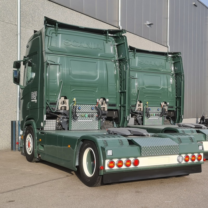 Scania Next Gen achterbumper met AEB mistachterlicht erin gemonteerd - EAN: 5414184270039