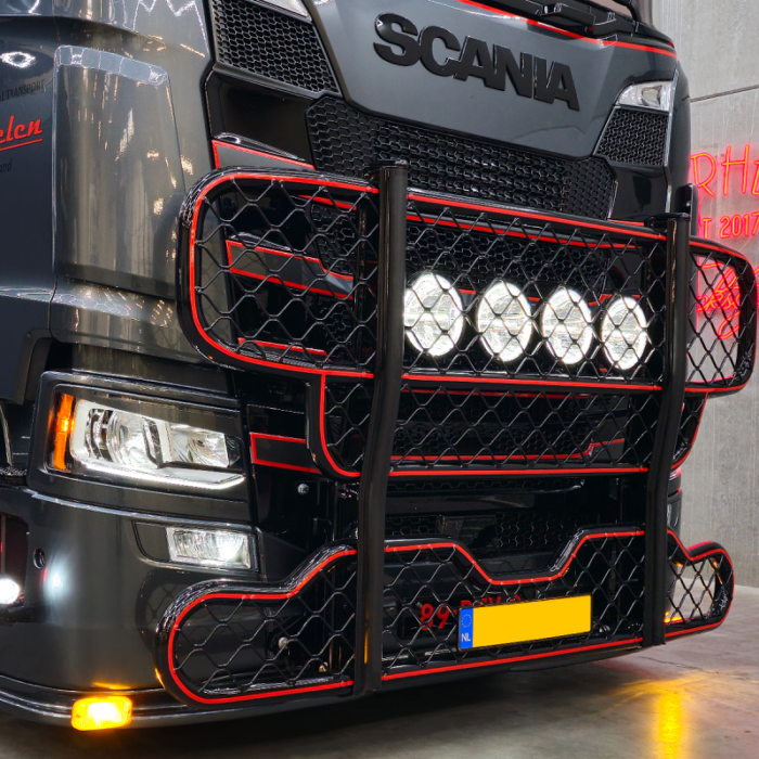 Scania Next Gen vrachtwagen die gemaakt is door van der Heijden Truckstyling in Boxtel