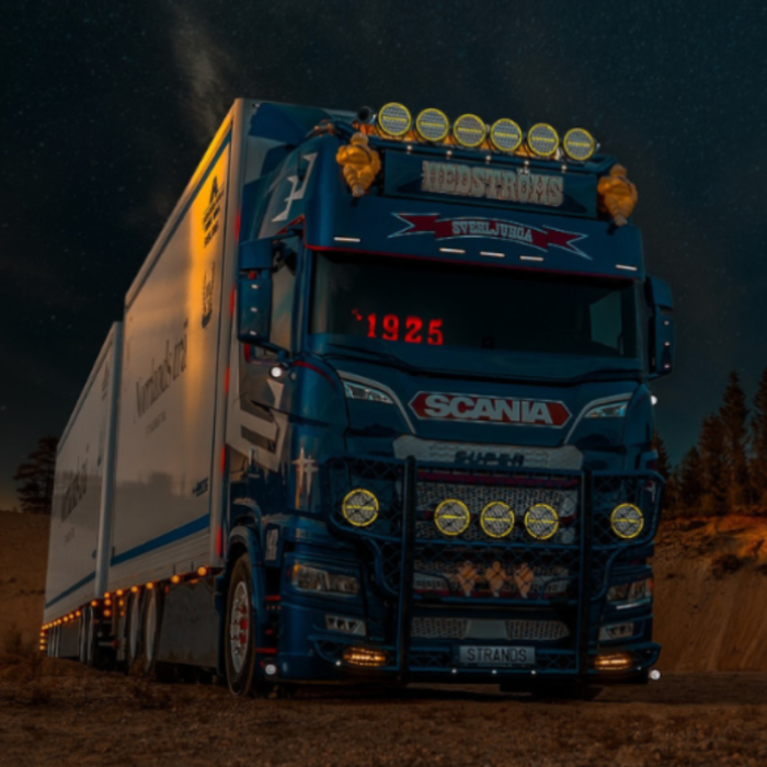 Siberia XP 7 inch gemonteerd op een Scania vrachtwagen